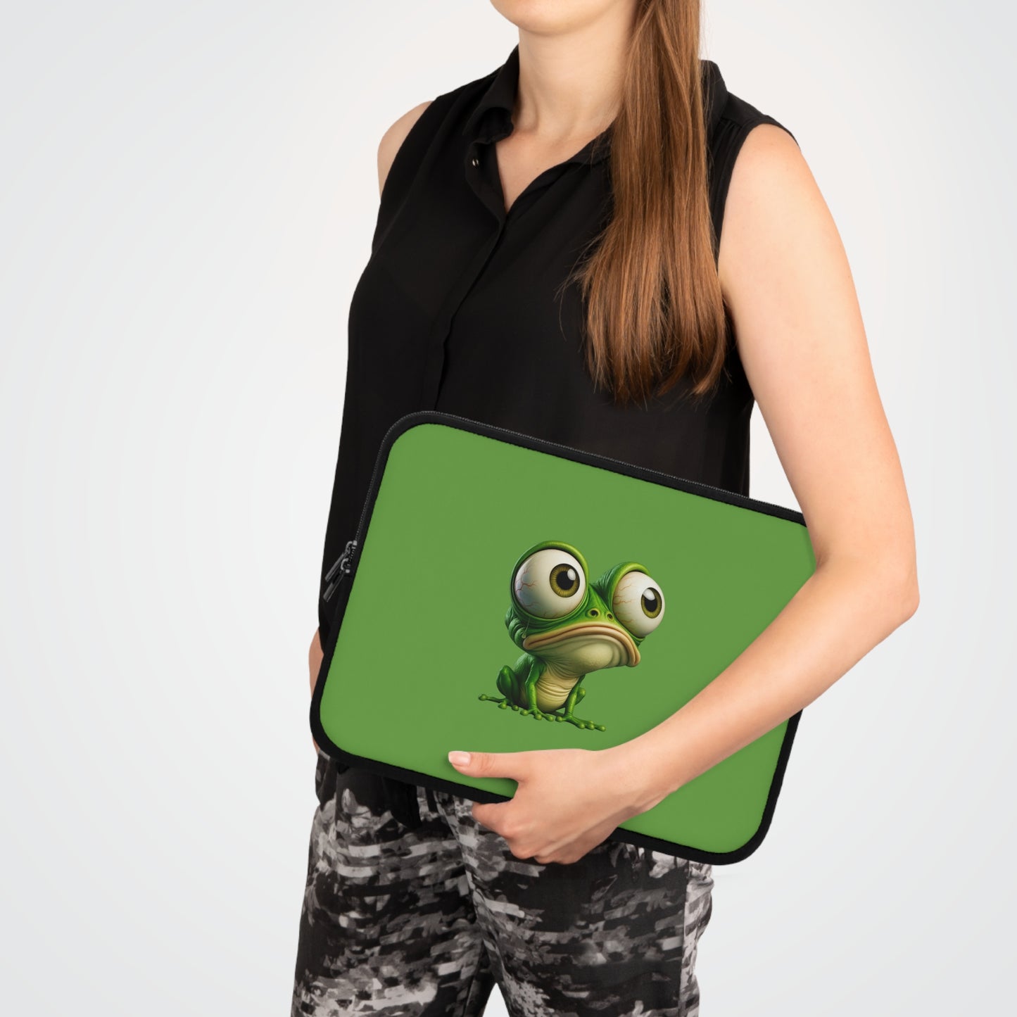Funny Frog Laptop Sleeve | Cute Computer Case, Gifts for Students, Personalized Tech Accessories, Home Office Decor, Animal Lover Gift
