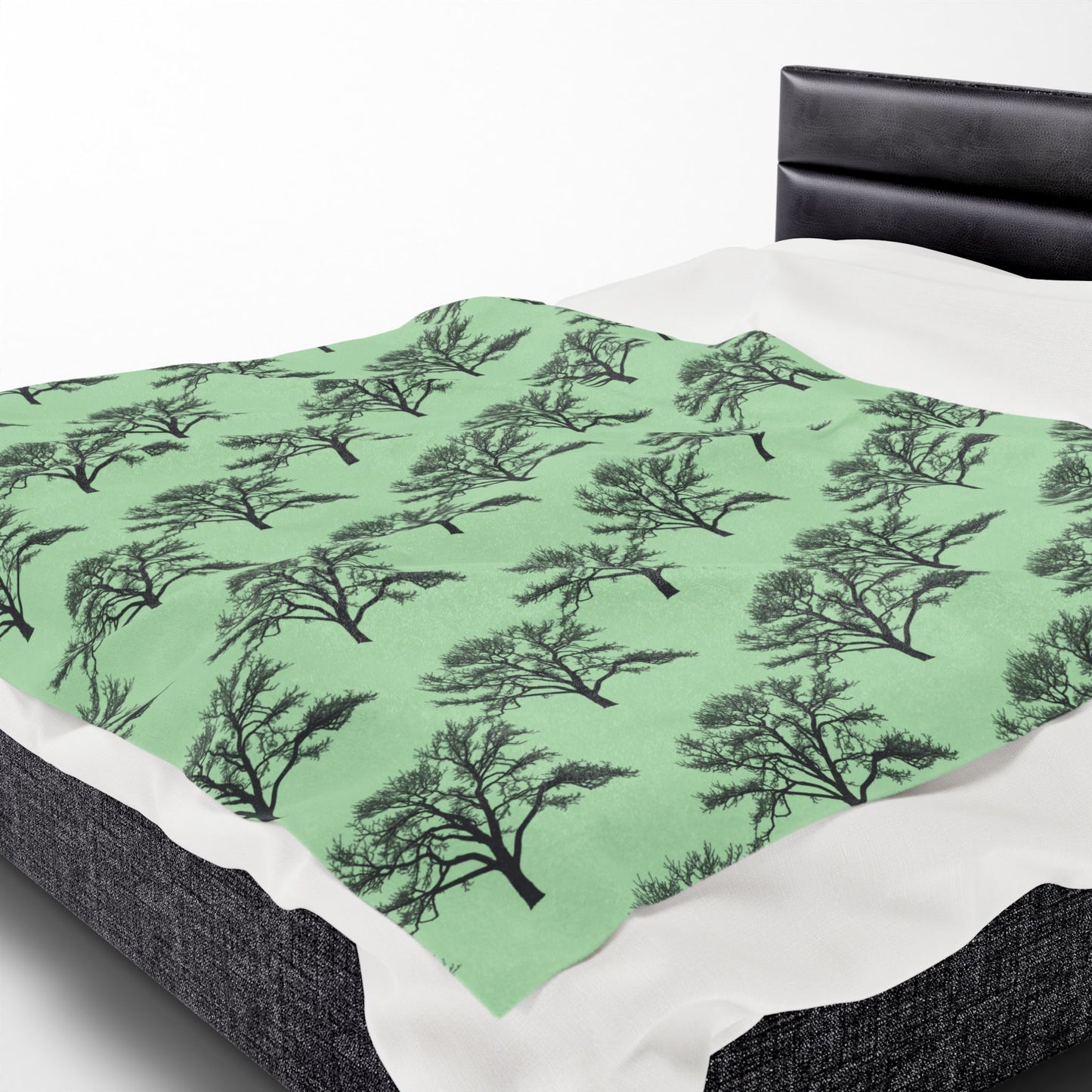 Cozy Tree Pattern Velveteen Plush Blanket, Soft Flannel Throw, Home Decor Gift, Warm Snuggle Blanket, Perfect for Winter