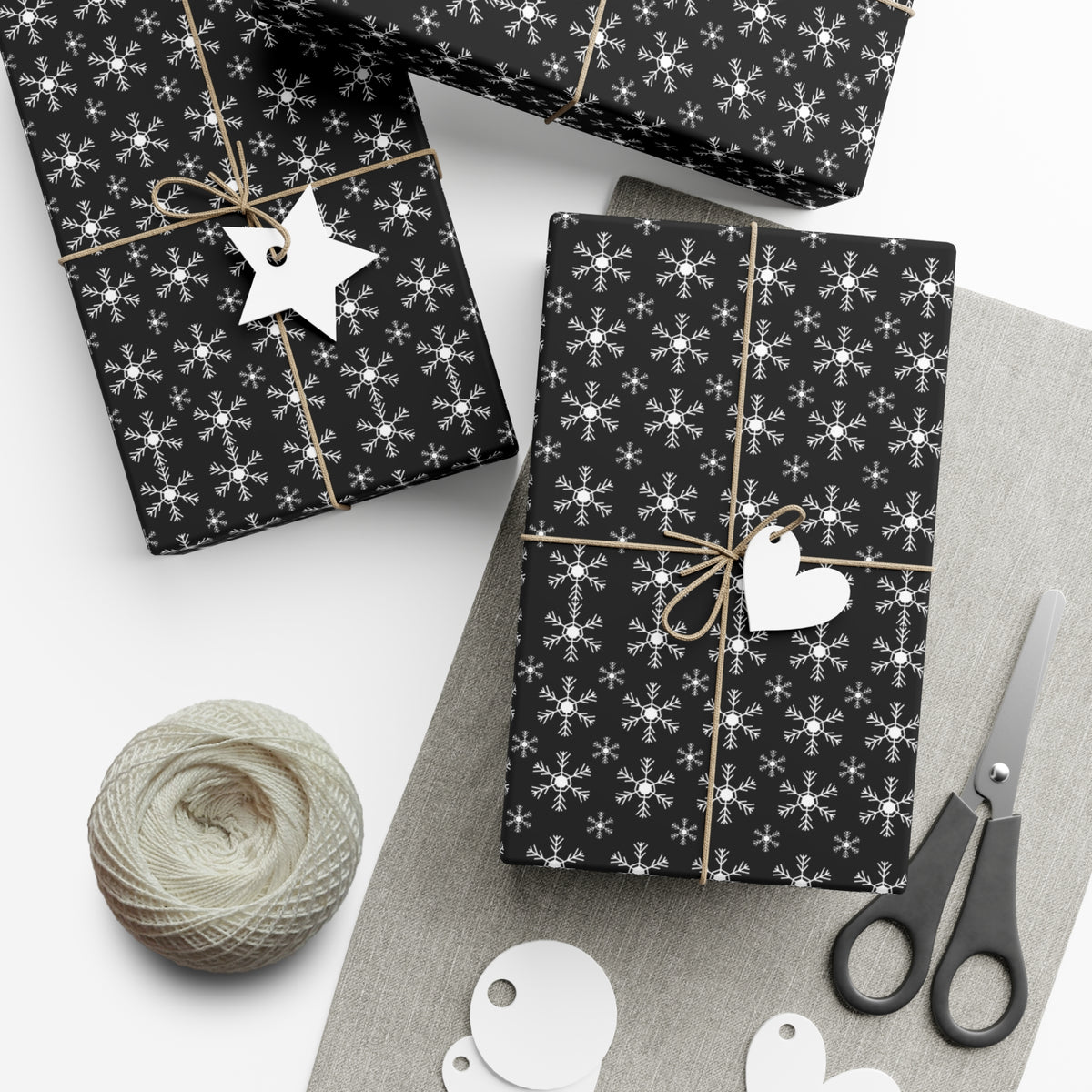 Elegant Snowflake Gift Wrap Papers, Holiday Gift Wrap, Christmas Wrapping Paper, Winter Party Supplies, Black and White Wrapping