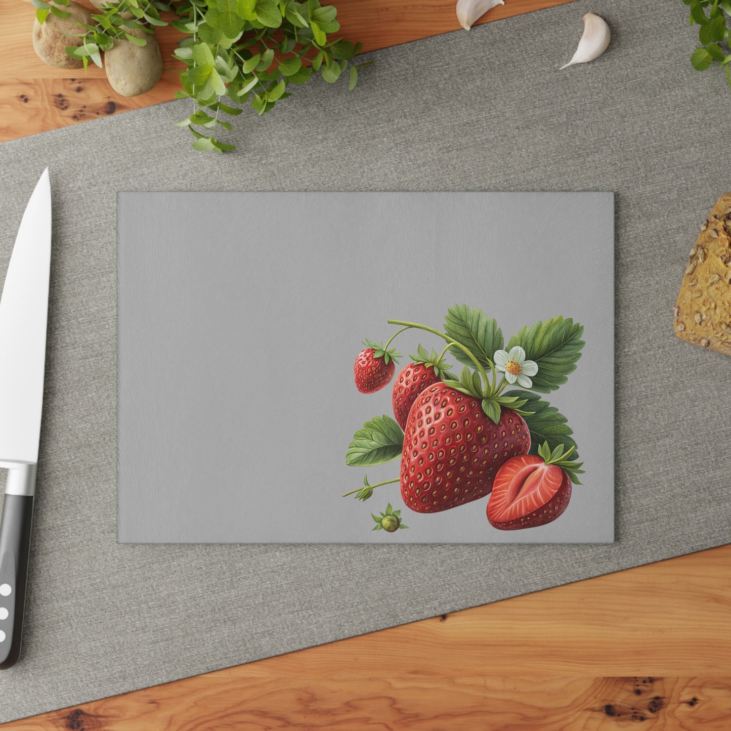 Strawberry Glass Cutting Board – Kitchen Decor, Gift for Foodies, Home Chef Gift