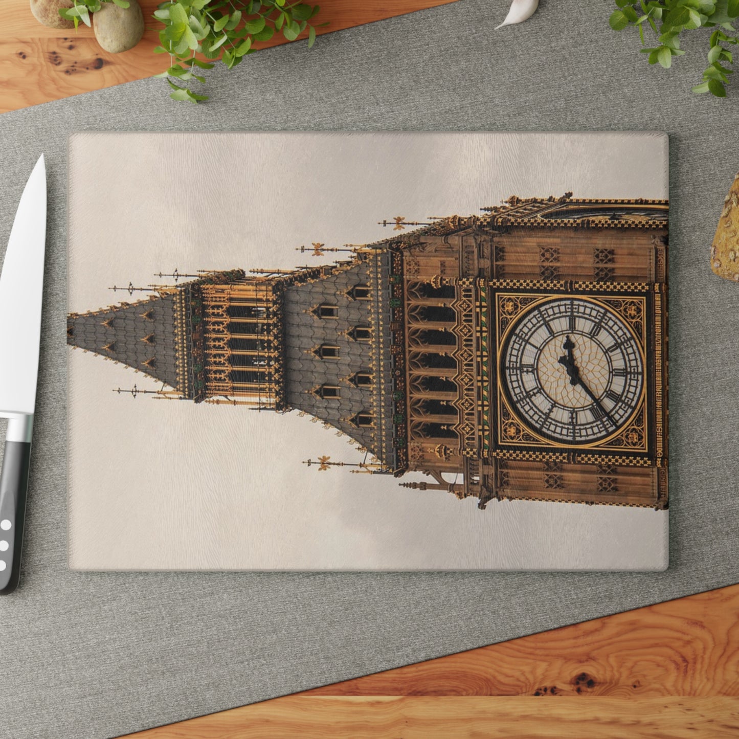 Big Ben Glass Cutting Board, Unique Kitchen Decor, Chef Gift, Housewarming Essentials, London Themed Kitchenware