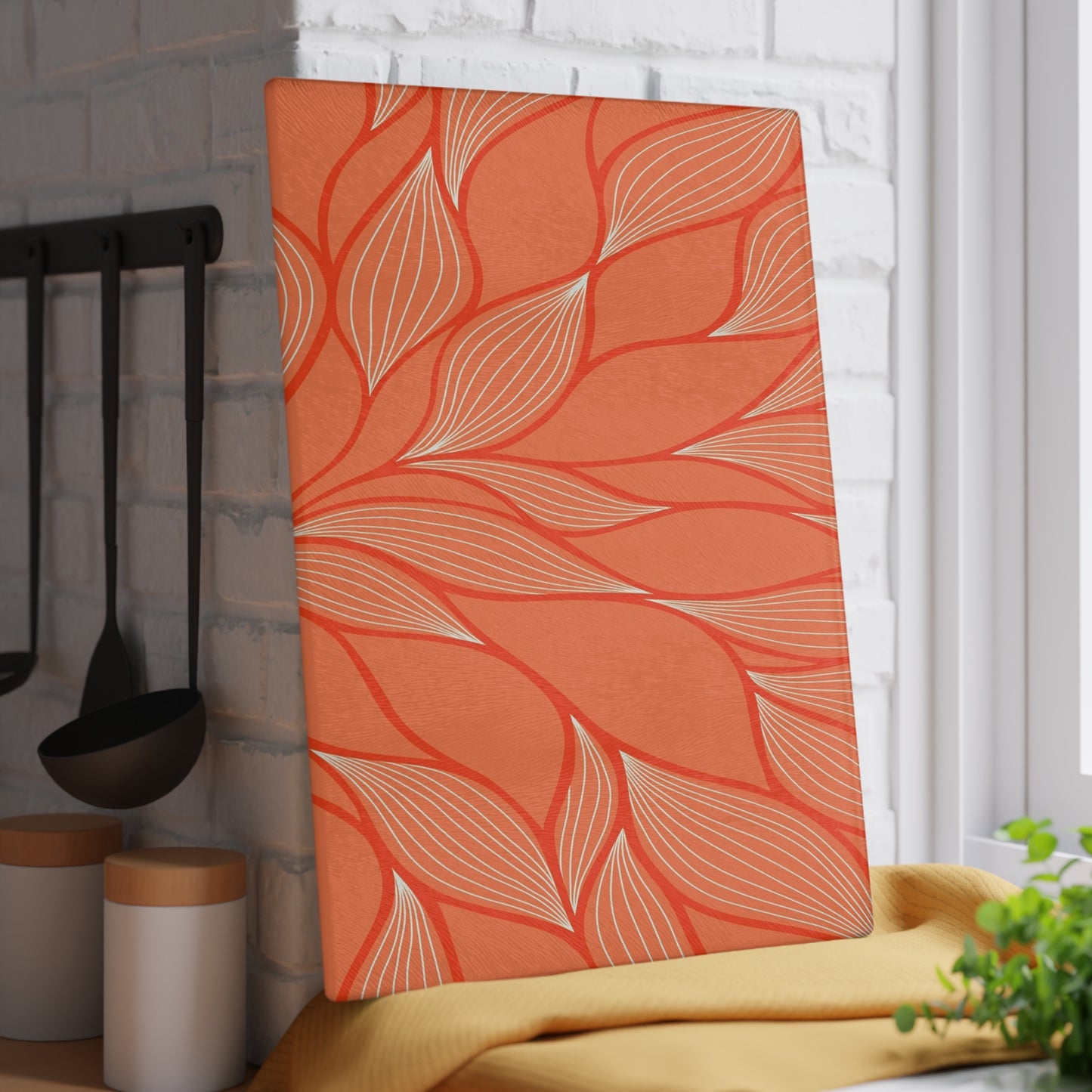 Elegant Floral Design Glass Cutting Board - Perfect for Weddings, Housewarming, or Any Culinary Enthusiast