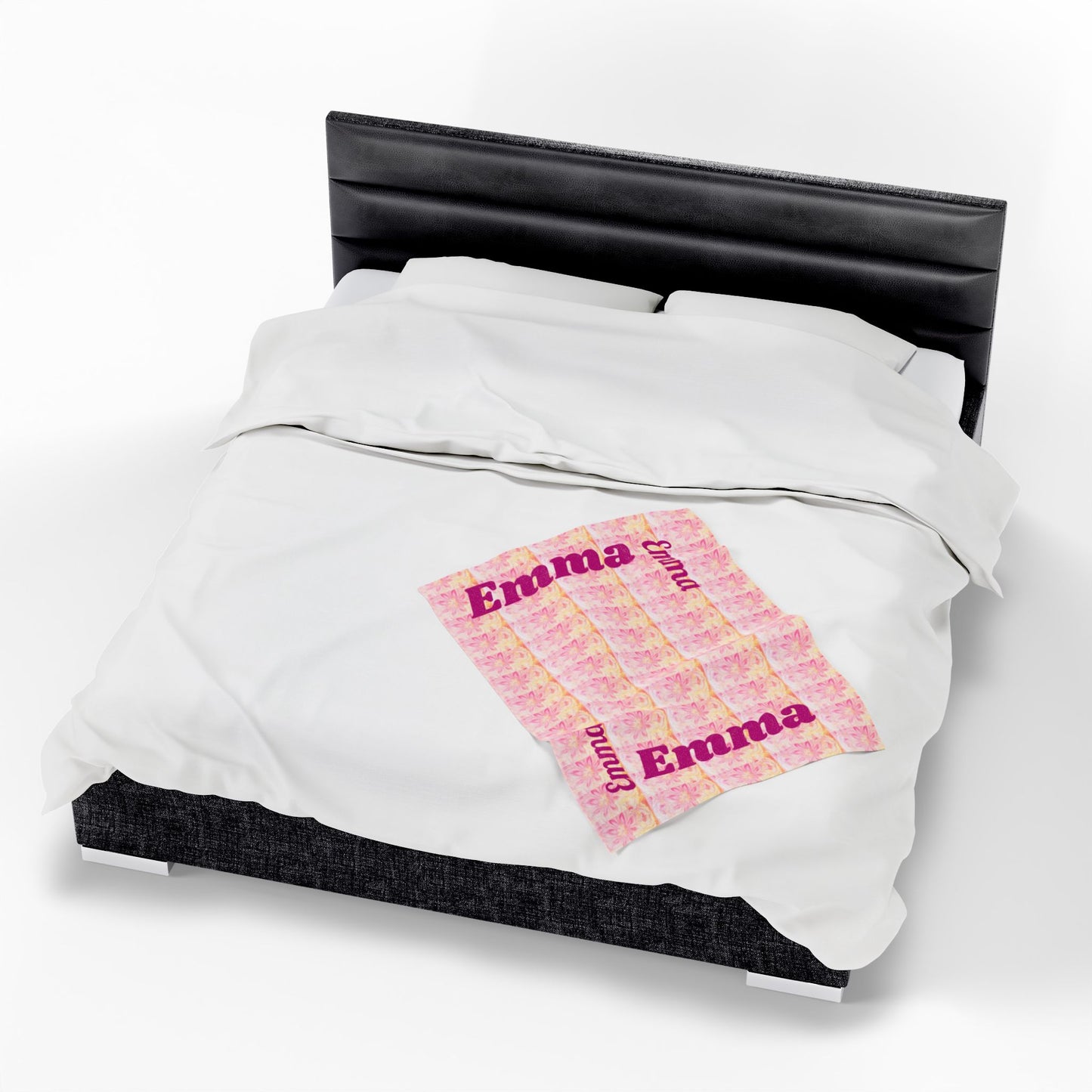 Personalized Velveteen Plush Blanket for Cozy Nights - Emma