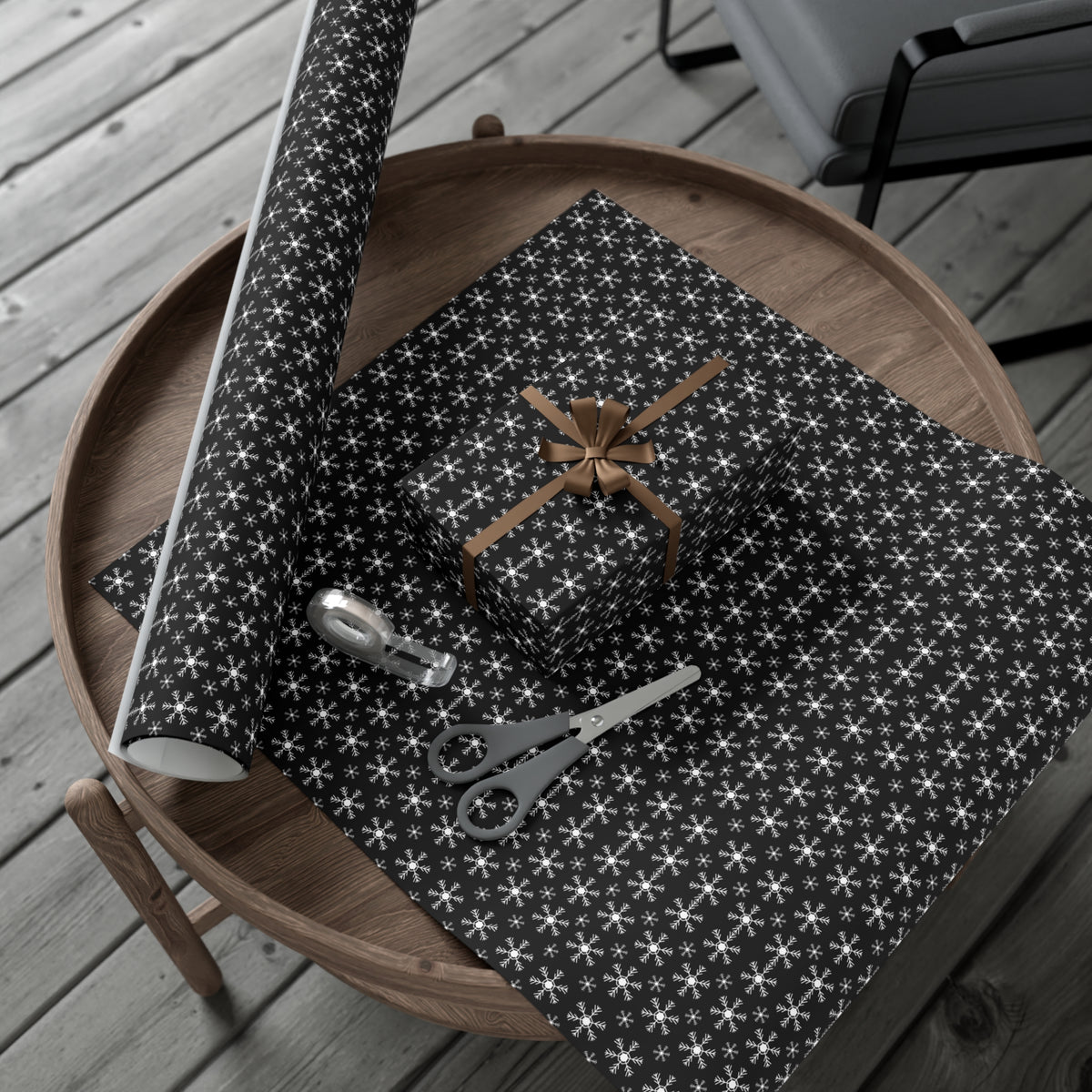 Elegant Snowflake Gift Wrap Papers, Holiday Gift Wrap, Christmas Wrapping Paper, Winter Party Supplies, Black and White Wrapping