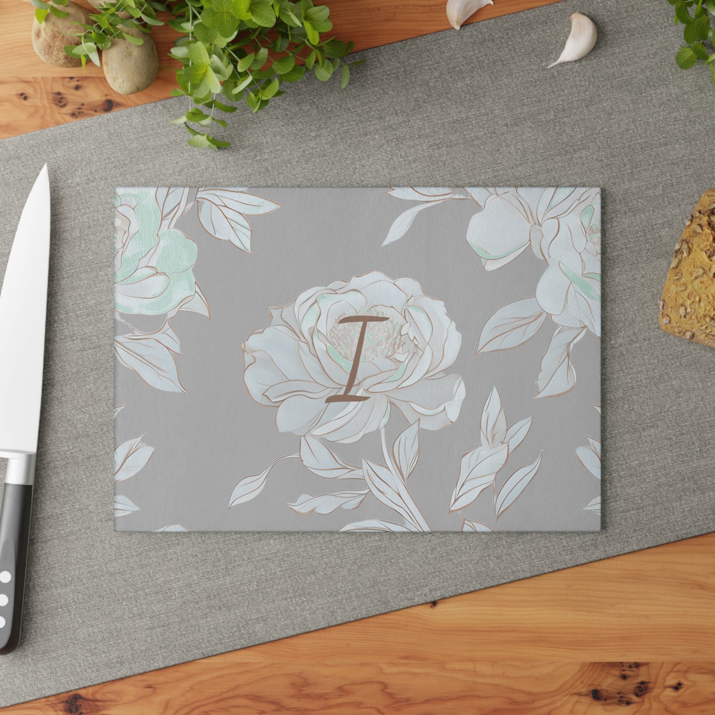 Personalized Floral Glass Cutting Board, Custom Kitchen Decor, Gift for Her, Wedding Gift, Housewarming Present