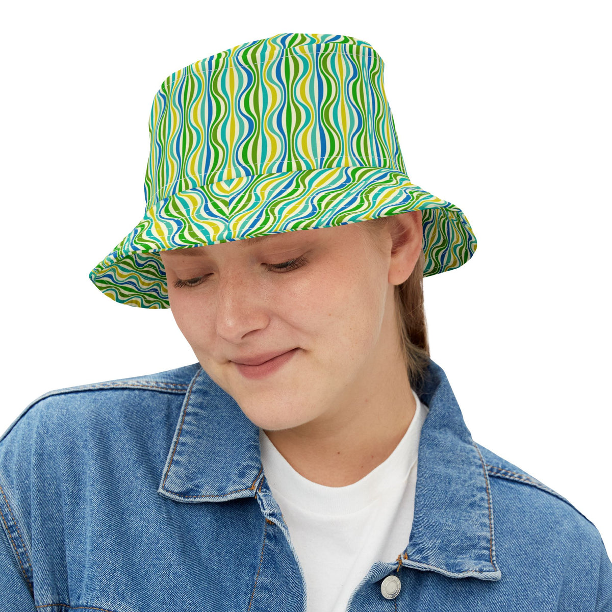 Green Wave Pattern Bucket Hat — Retro Groovy Summer Sun Hat