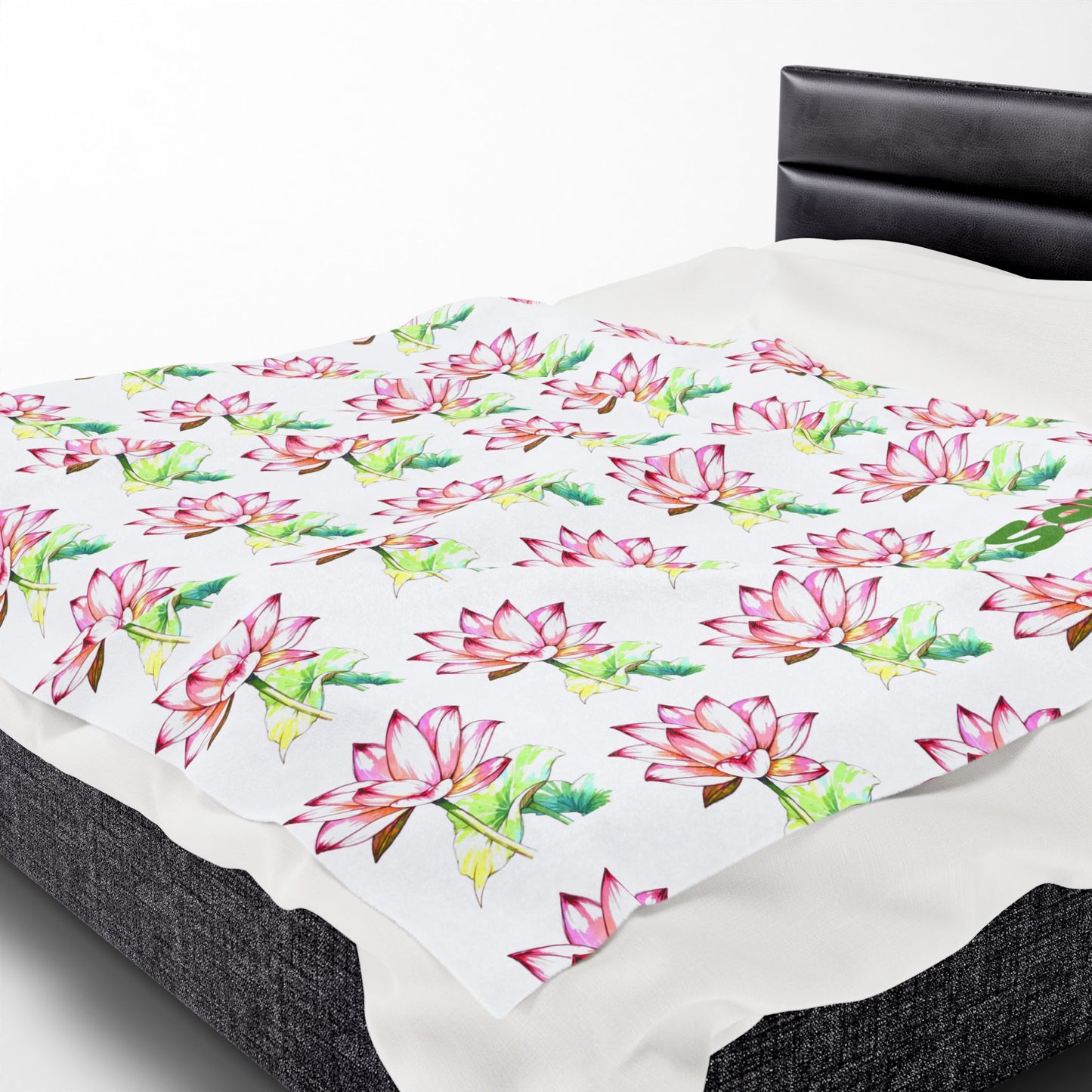 Personalized Floral Velveteen Blanket - Sofia