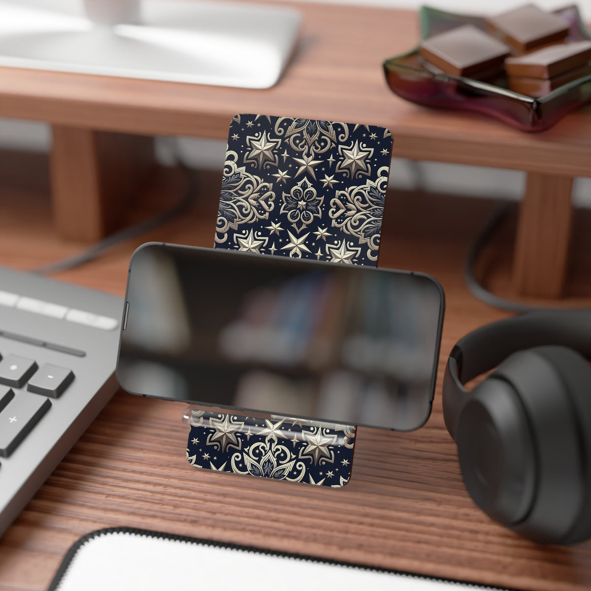 Mobile Display Stand for Smartphones