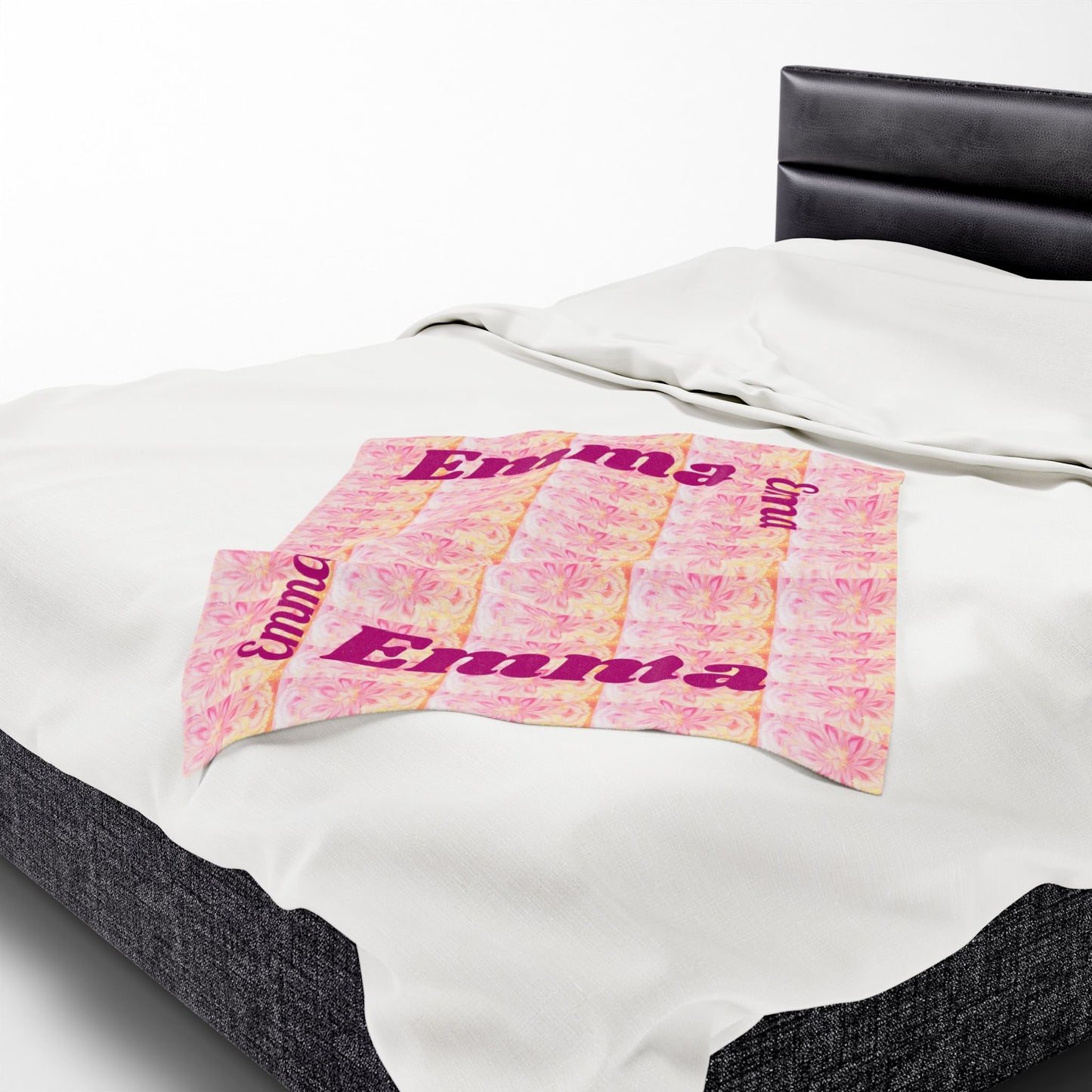 Personalized Velveteen Plush Blanket for Cozy Nights - Emma