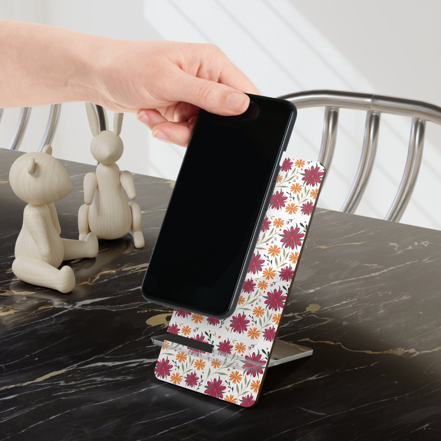 Floral Mobile Display Stand, Decorative Phone Holder, Desk Organizer, Functional Gift, Smartphone Stand, Cute Home Office Decor