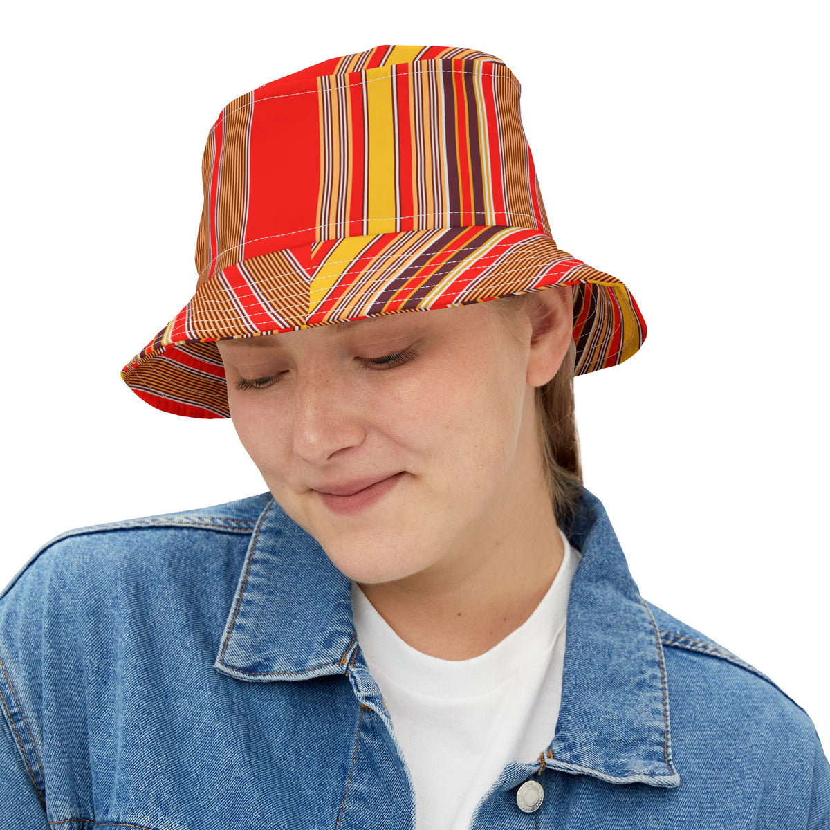 Red Stripe Pattern Bucket Hat — Vibrant Summer Sun Hat