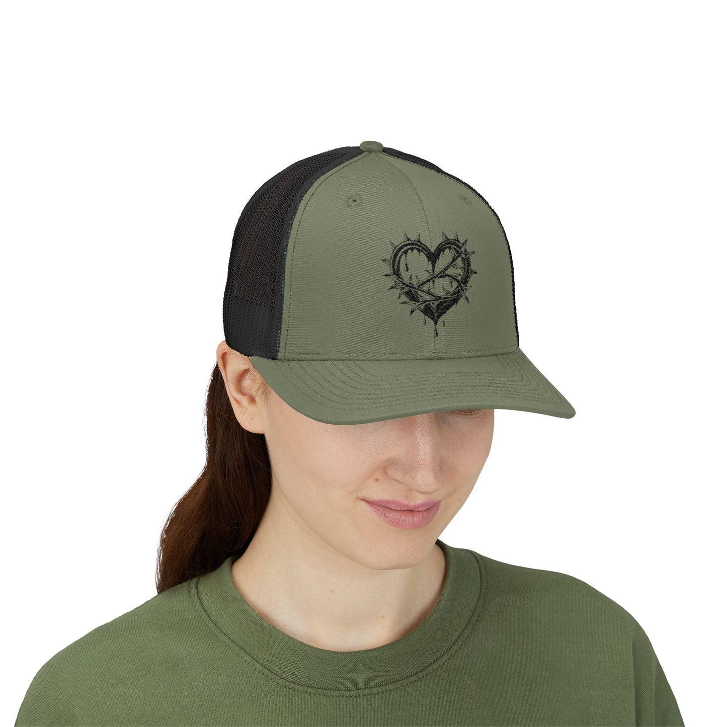 Heart-Shaped Love Snapback Trucker Cap, Adjustable Hat for Friends, Gifts for Couples, Valentine’s Day Cap, Casual Wear, Stylish Sun Hat