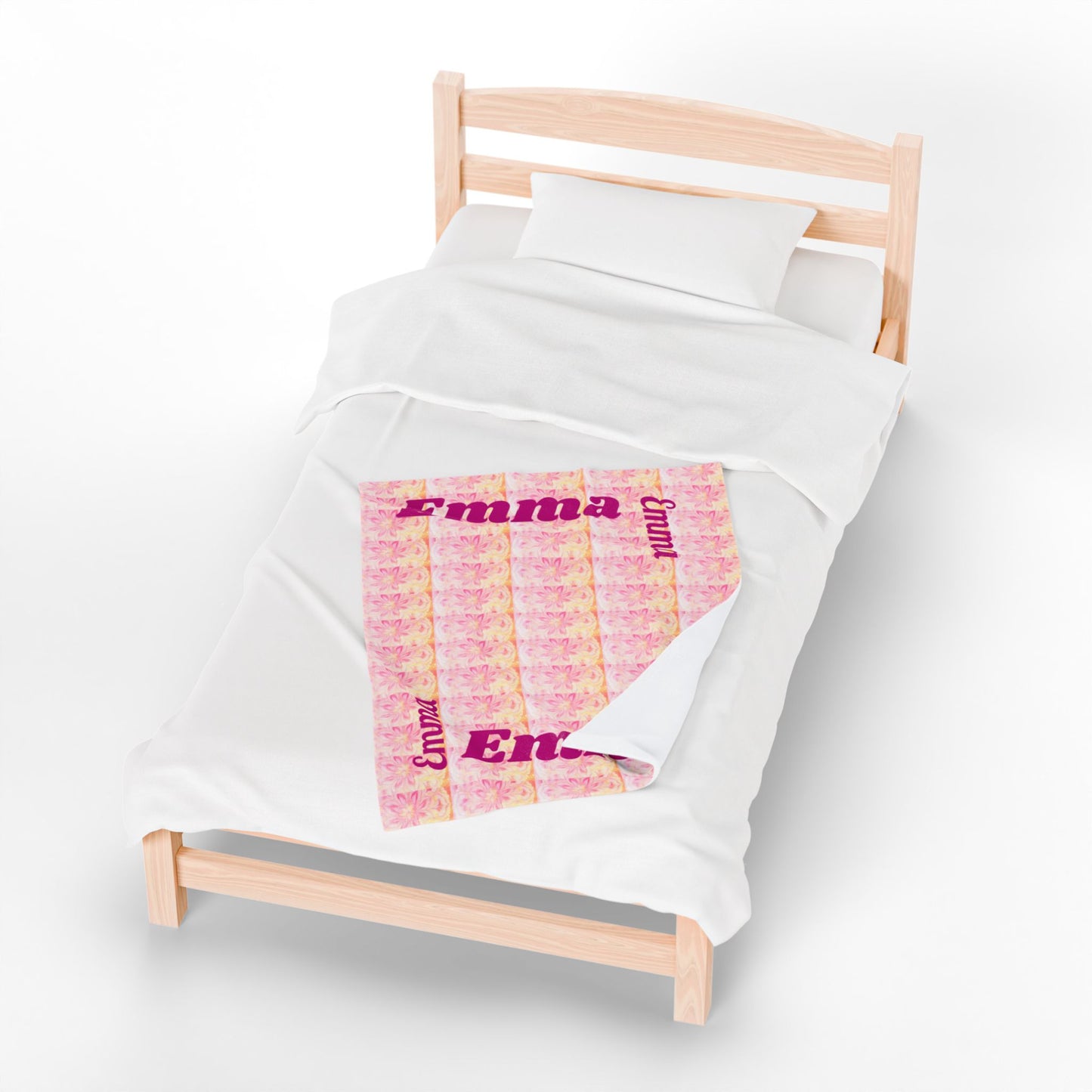 Personalized Velveteen Plush Blanket for Cozy Nights - Emma