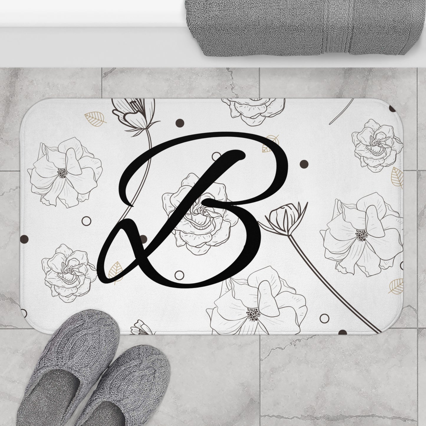 Personalized Floral Bath Mat, Elegant Home Decor, Custom Name Shower Mat, Gift for Her, Soft Bathroom Accessory, Housewarming Present