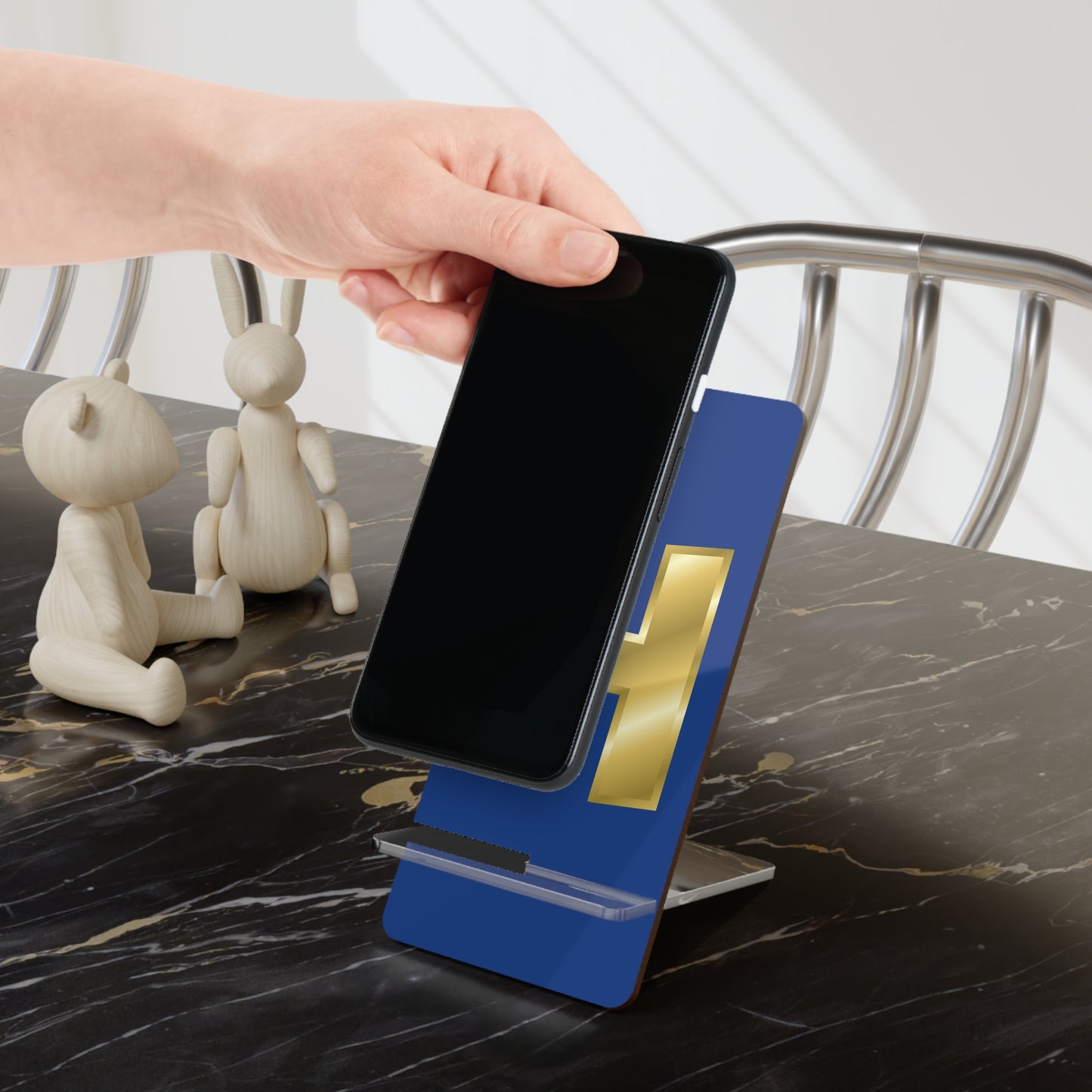 Stylish Smartphone Stand, Personalized Phone Holder, Desk Organizer, Tech Gift, Customizable Display, Home Office Decor