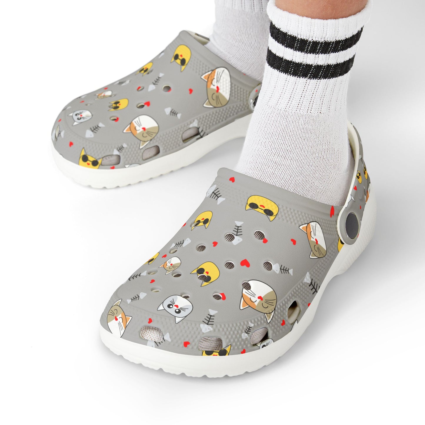 Fun Kid's EVA Foam Clogs - Playful Animal Print, Lightweight Summer Footwear, Perfect for Outdoor Adventures, Beach, and Pool