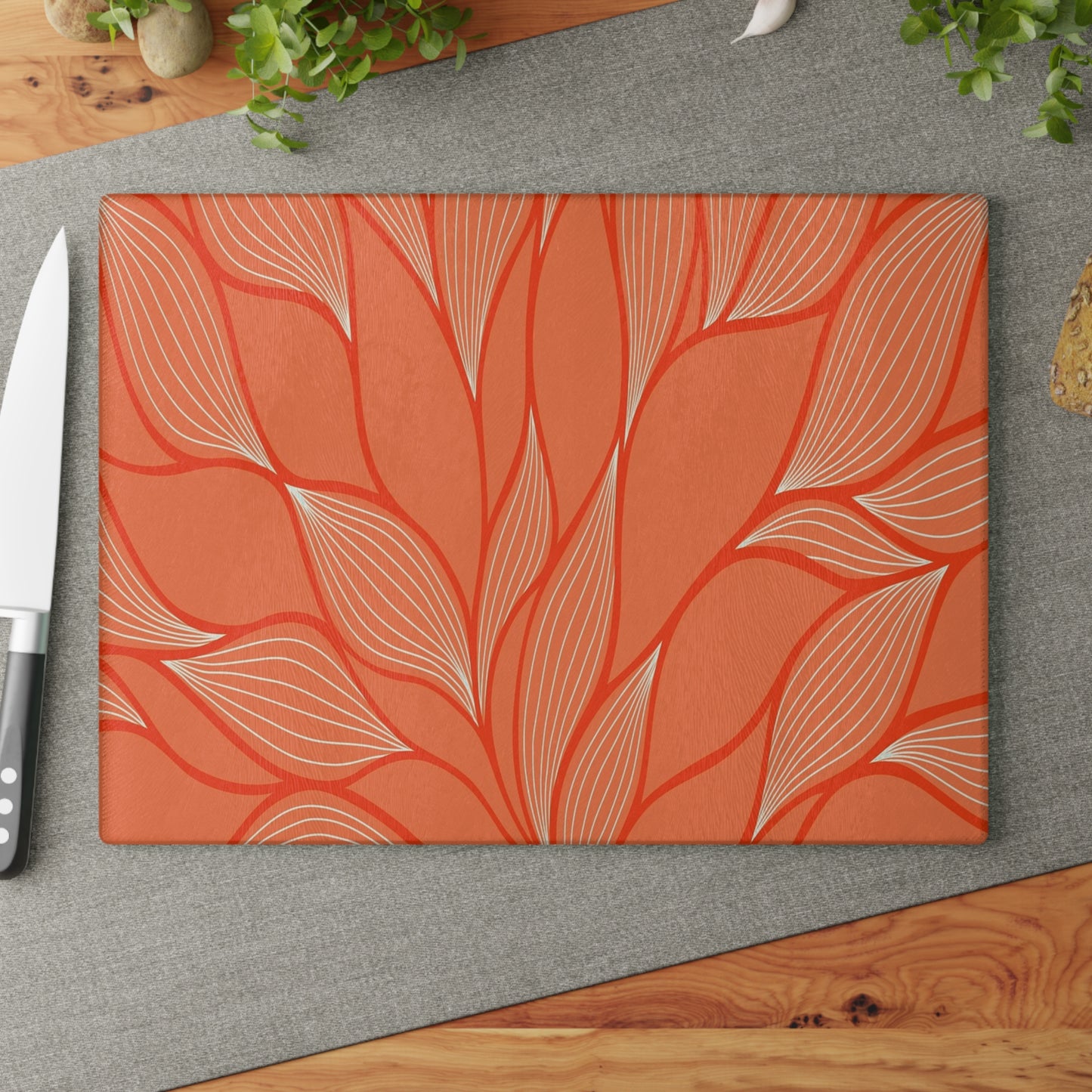 Elegant Floral Design Glass Cutting Board - Perfect for Weddings, Housewarming, or Any Culinary Enthusiast