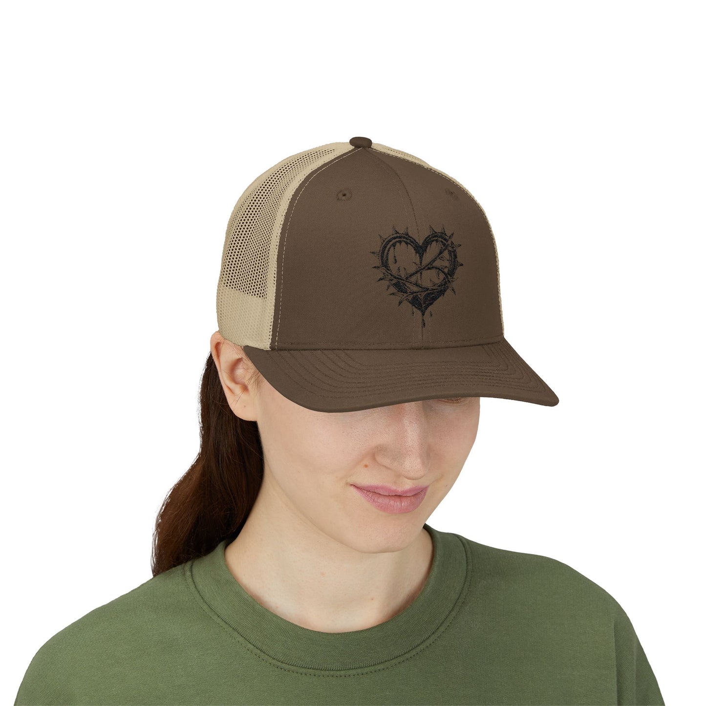 Heart-Shaped Love Snapback Trucker Cap, Adjustable Hat for Friends, Gifts for Couples, Valentine’s Day Cap, Casual Wear, Stylish Sun Hat