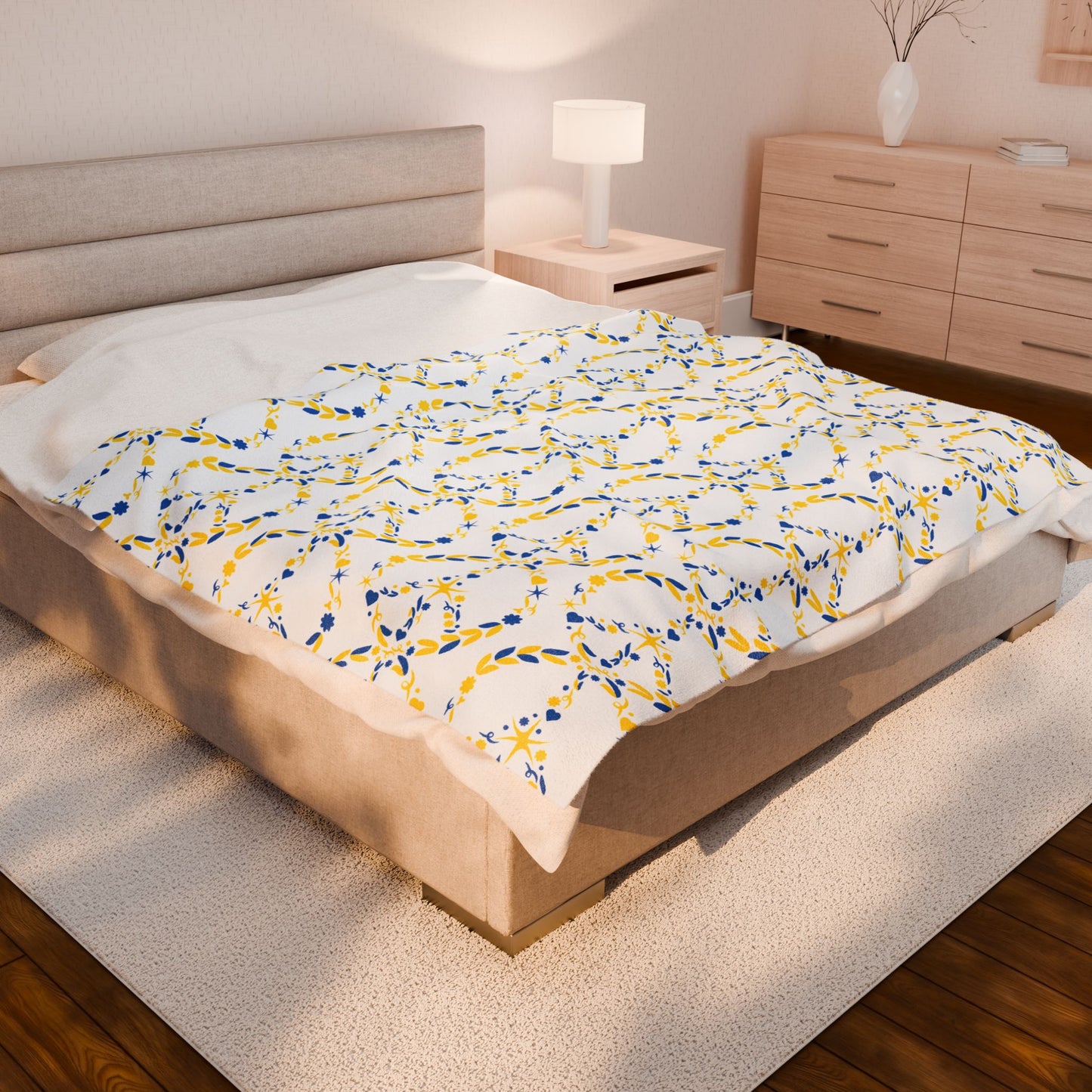 Cozy Floral Velveteen Plush Blanket Soft Throw for Home, Couch, Baby Shower Gift