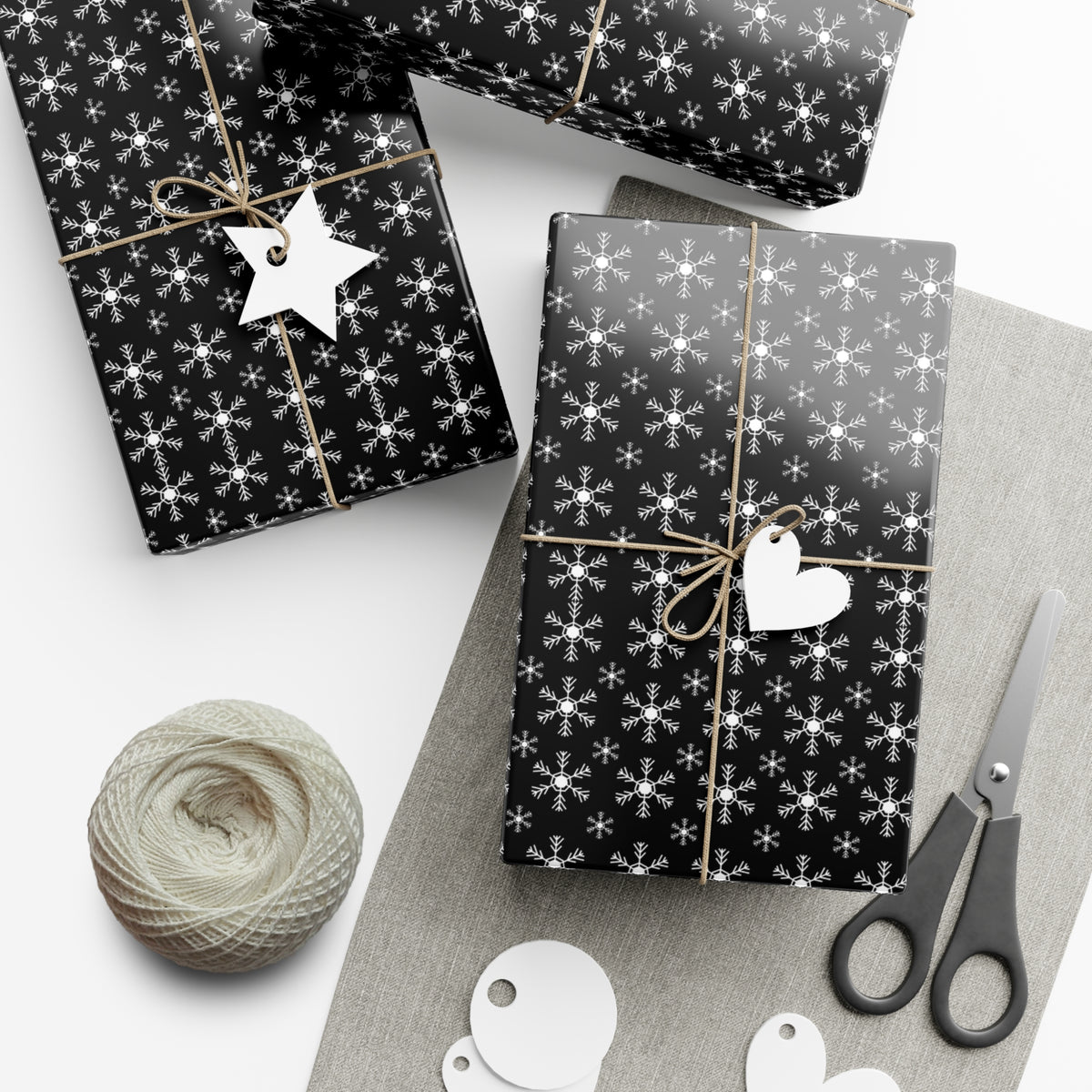 Elegant Snowflake Gift Wrap Papers, Holiday Gift Wrap, Christmas Wrapping Paper, Winter Party Supplies, Black and White Wrapping