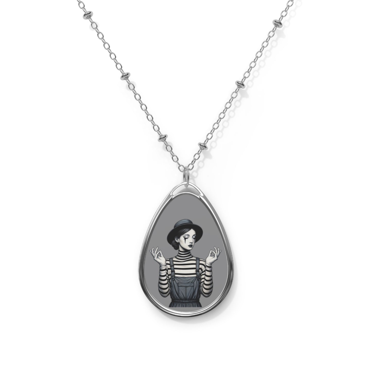 Chic Oval Necklace with Artistic Design, Unique Jewelry Gift