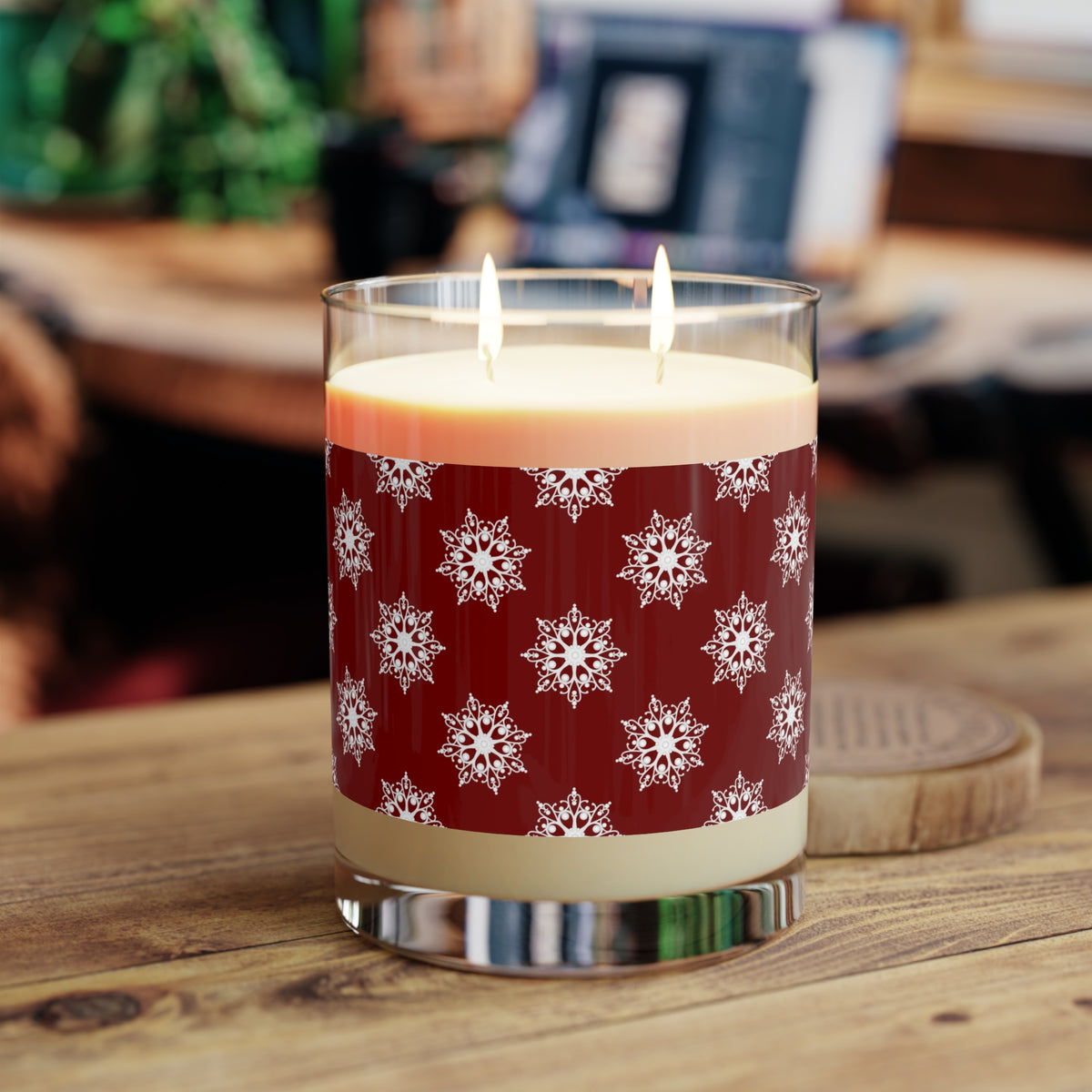 Holiday Snowflake Scented Candle — 11oz Festive Glass Candle (Red)