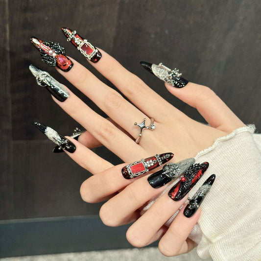 365nails: "Gothic Crucifix" – 3D Metal Cross & Bloody Heart Handmade Stiletto Nails – Image 2