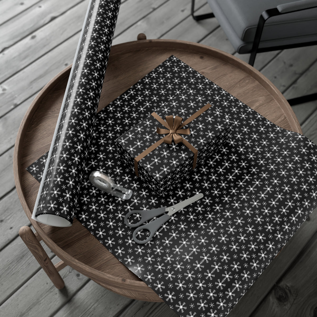 Elegant Snowflake Gift Wrap Papers, Holiday Gift Wrap, Christmas Wrapping Paper, Winter Party Supplies, Black and White Wrapping