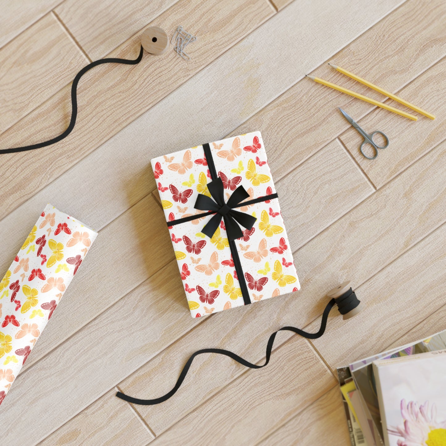 Charming Floral Gift Wrapping Paper Roll, Perfect for Parties, Birthdays, Holidays, Baby Showers, Eco-Friendly Packing