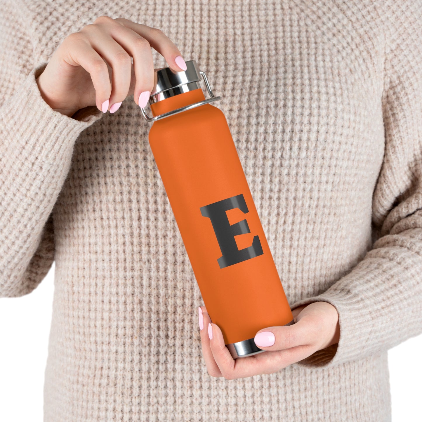 Personalized Copper Insulated Water Bottle, 22oz - "E" Custom Monogram, Travel Mug, Fitness Bottle, Hydration Gift, Eco-Friendly