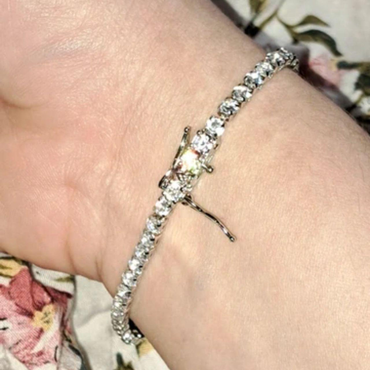 925 Moissanite Bracelet New 7.9 inches