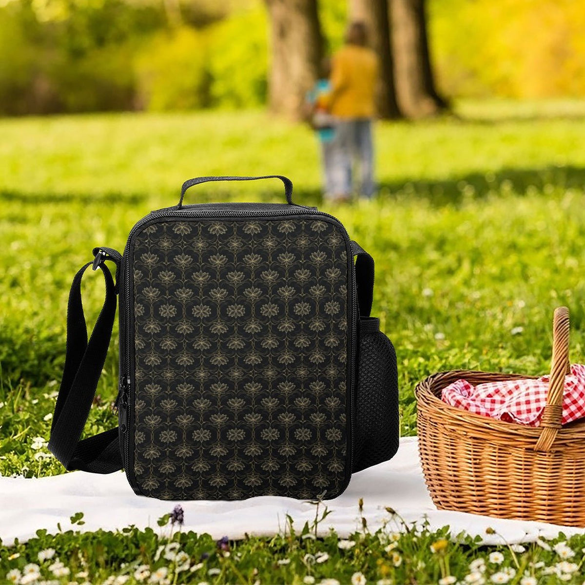 Insulated Lunch Bag with Polyester