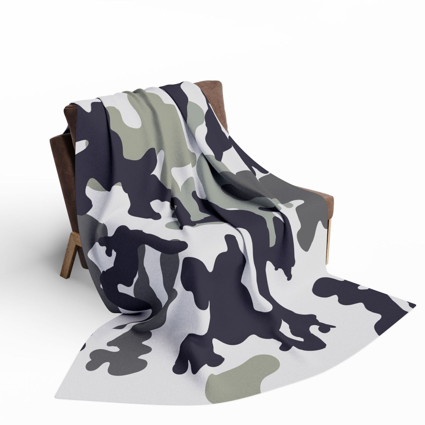 Cozy Camouflage Fleece Blanket, Soft Throw Blanket for Home Decor, Gift for Outdoor Lovers, Perfect for Camping, Military Theme