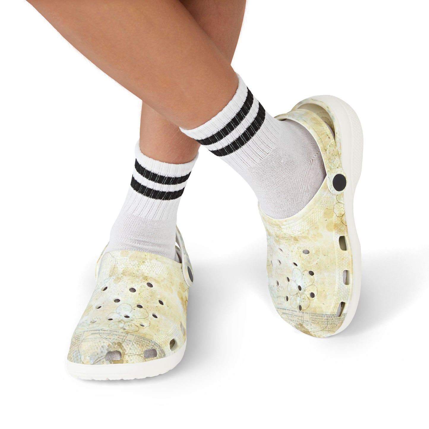Stylish Kid's Clogs, Fun Summer Footwear for Kids, Comfortable EVA Foam Clogs, Perfect for Beach Days, Playtime and Parties
