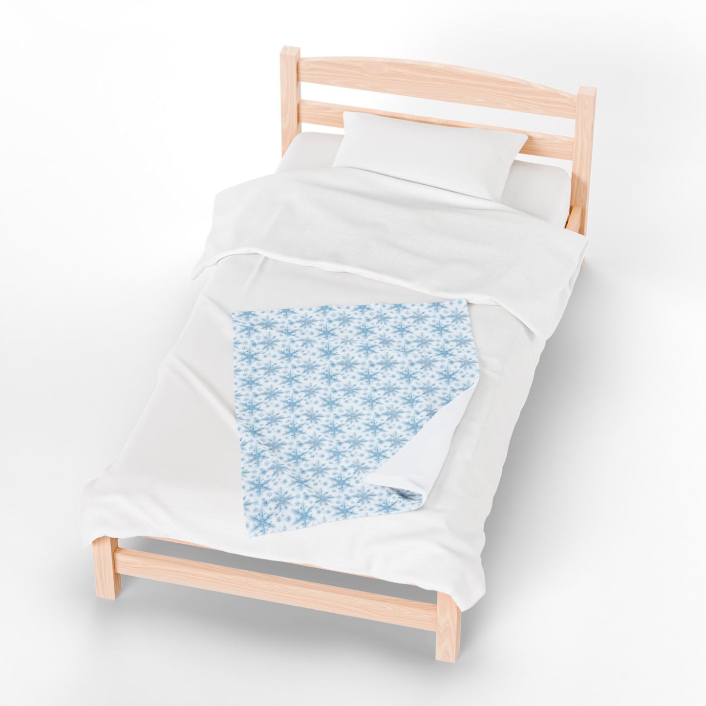 Cozy Snowflake Velveteen Plush Blanket | Soft Winter Throw for Home Decor, Gift for Her, Snuggle Blanket