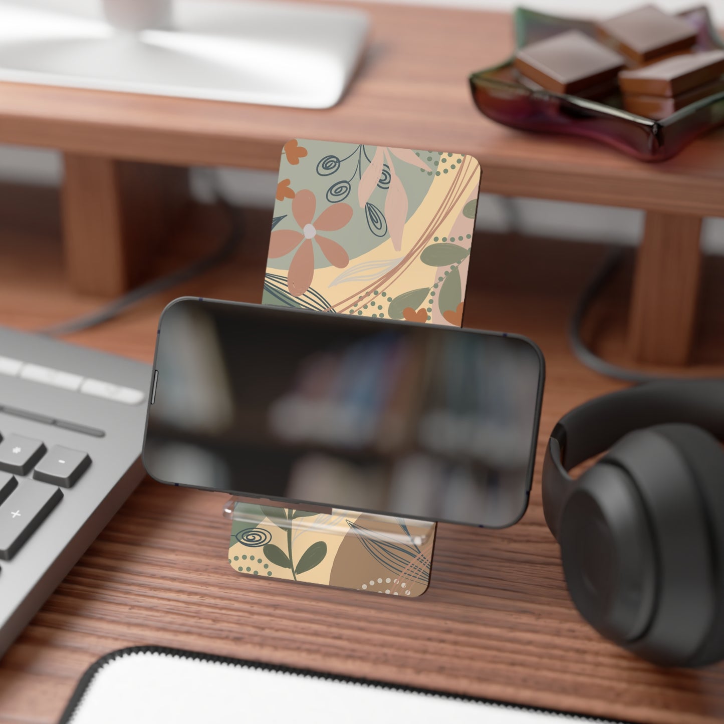 Floral Smartphone Stand, Decorative Phone Holder, Desk Accessory for Home & Office, Unique Gift Idea, Elegant Flower Design