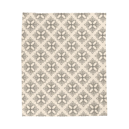 Cozy Velveteen Plush Blanket - Soft Floral Throw for Home Decor, Gift for Her, Perfect for Winter Nights, Warm and Stylish
