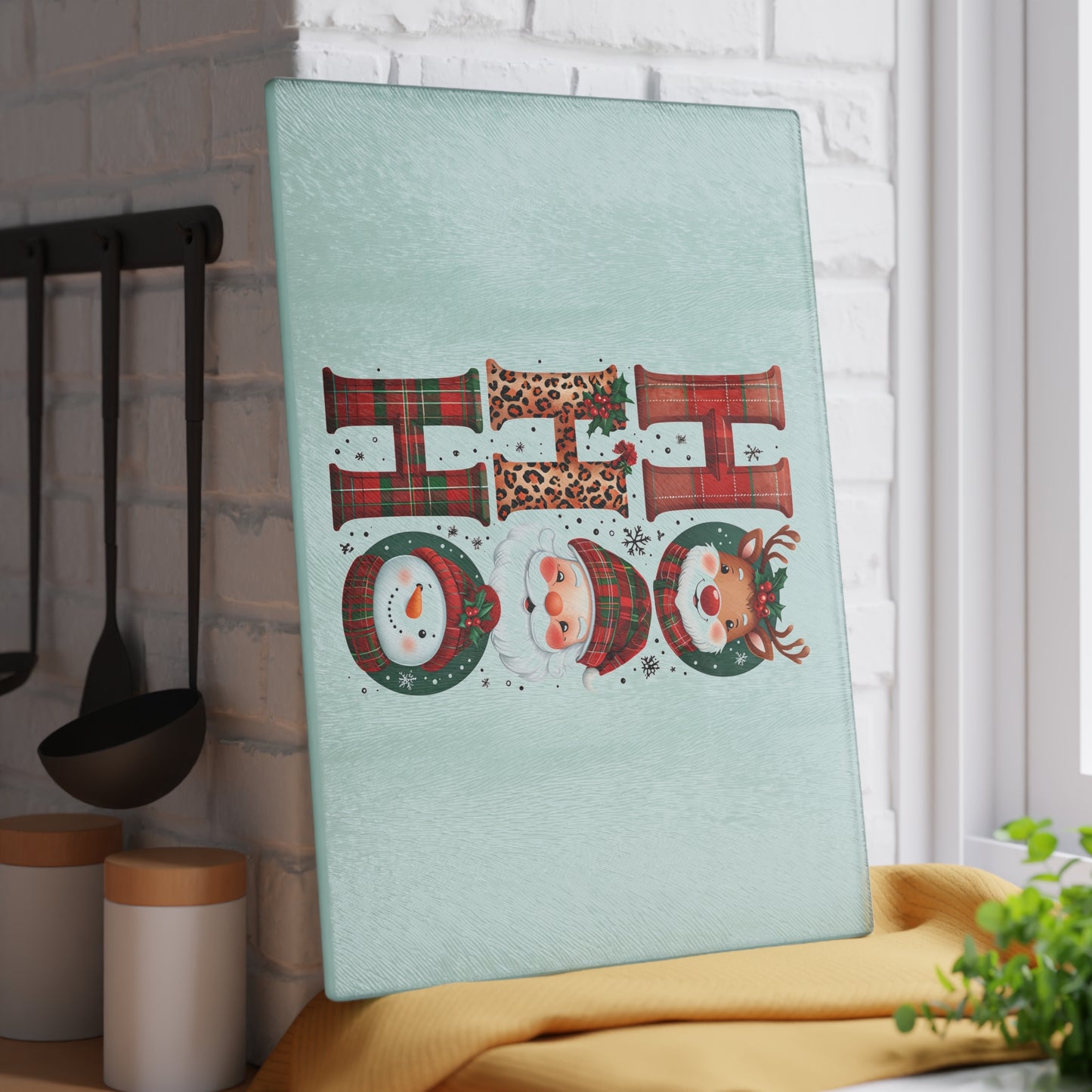 Festive Glass Cutting Board with 'HO HO HO' Design, Holiday Gift, Kitchen Decor, Seasonal Cooking, Christmas Party