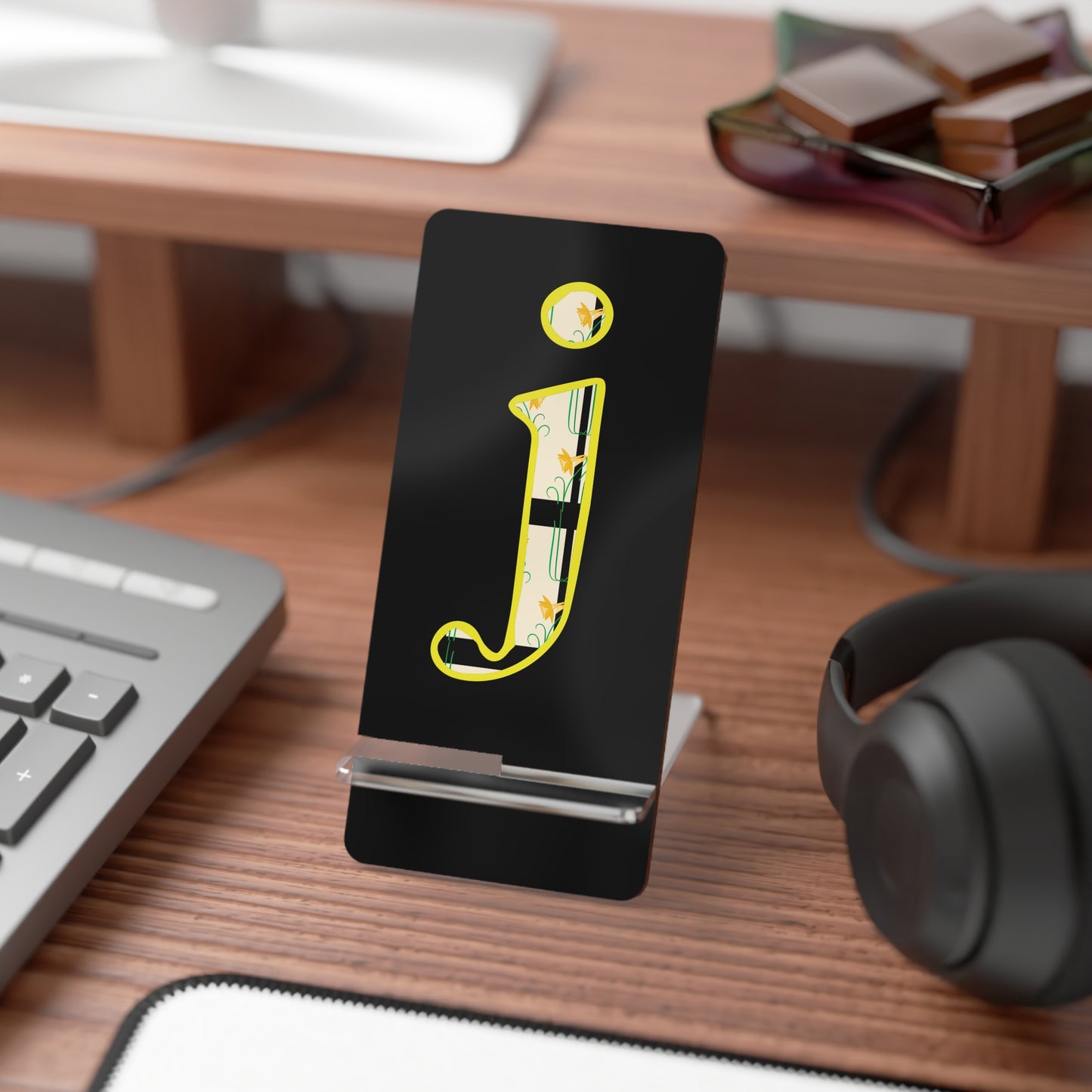 Personalized Phone Stand, Custom Mobile Display Holder, Desk Organization, Gift for Tech Lovers, Desk Accessory