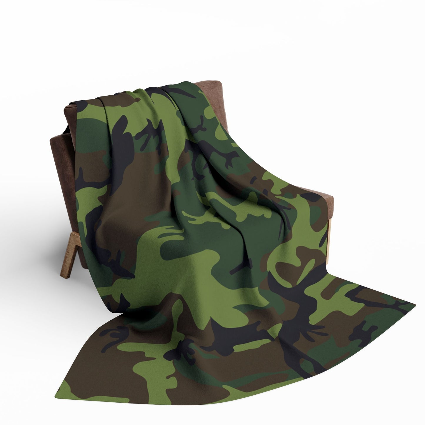 Camouflage Fleece Blanket, Cozy Decor for Outdoor Lovers, Perfect for Camping, Gifting, Military Veterans, Warm Home Accessory