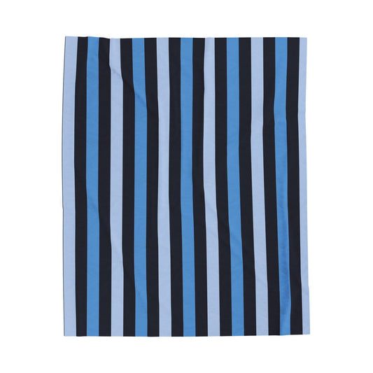 Cozy Velveteen Plush Blanket - Soft, Striped Decor for Home, Perfect for Winter Nights, Gift for Friends and Family, Ideal for [...]