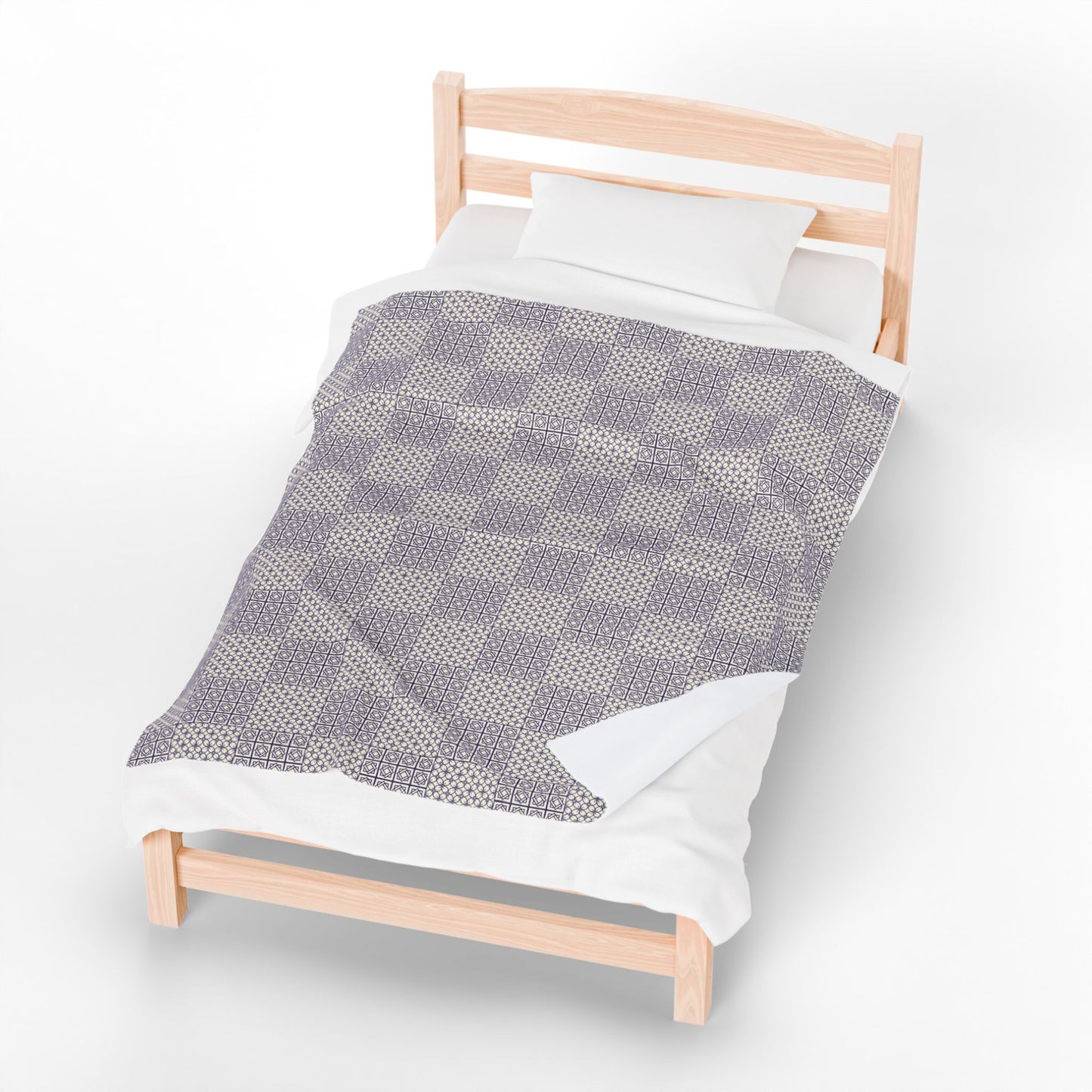 Cozy Velveteen Plush Blanket, Soft Throw Blanket for Home Decor, Perfect Gift for Relaxation, Travel, and Home