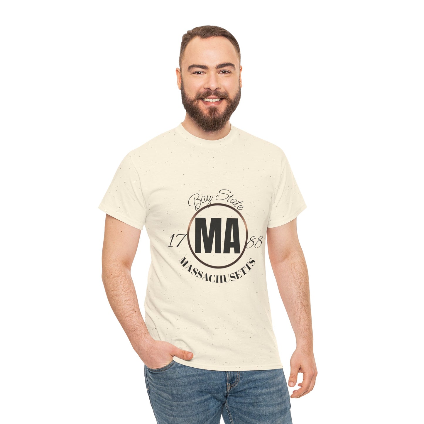 Unisex Heavy Cotton Tee with Massachusetts Design, Casual Wear, Gift for Him/Her, Travel Souvenir, Vintage Style