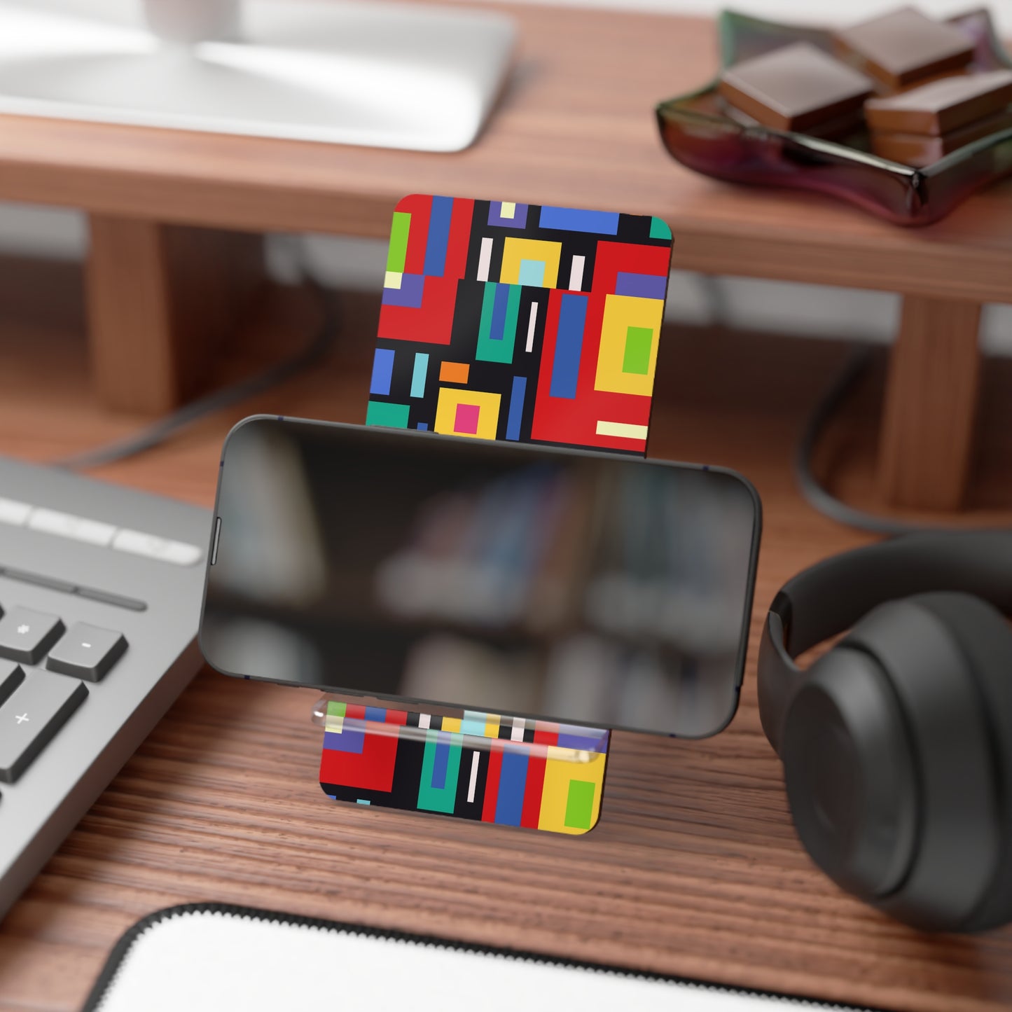 Colorful Smartphone Display Stand, Modern Phone Holder for Desk, Artistic Mobile Stand, Vibrant Phone Organizer, Stylish Gift for Tech [...]