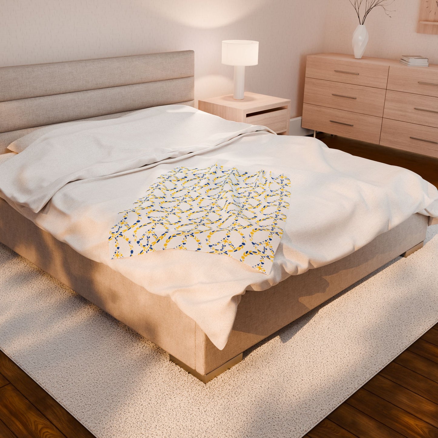 Cozy Floral Velveteen Plush Blanket Soft Throw for Home, Couch, Baby Shower Gift