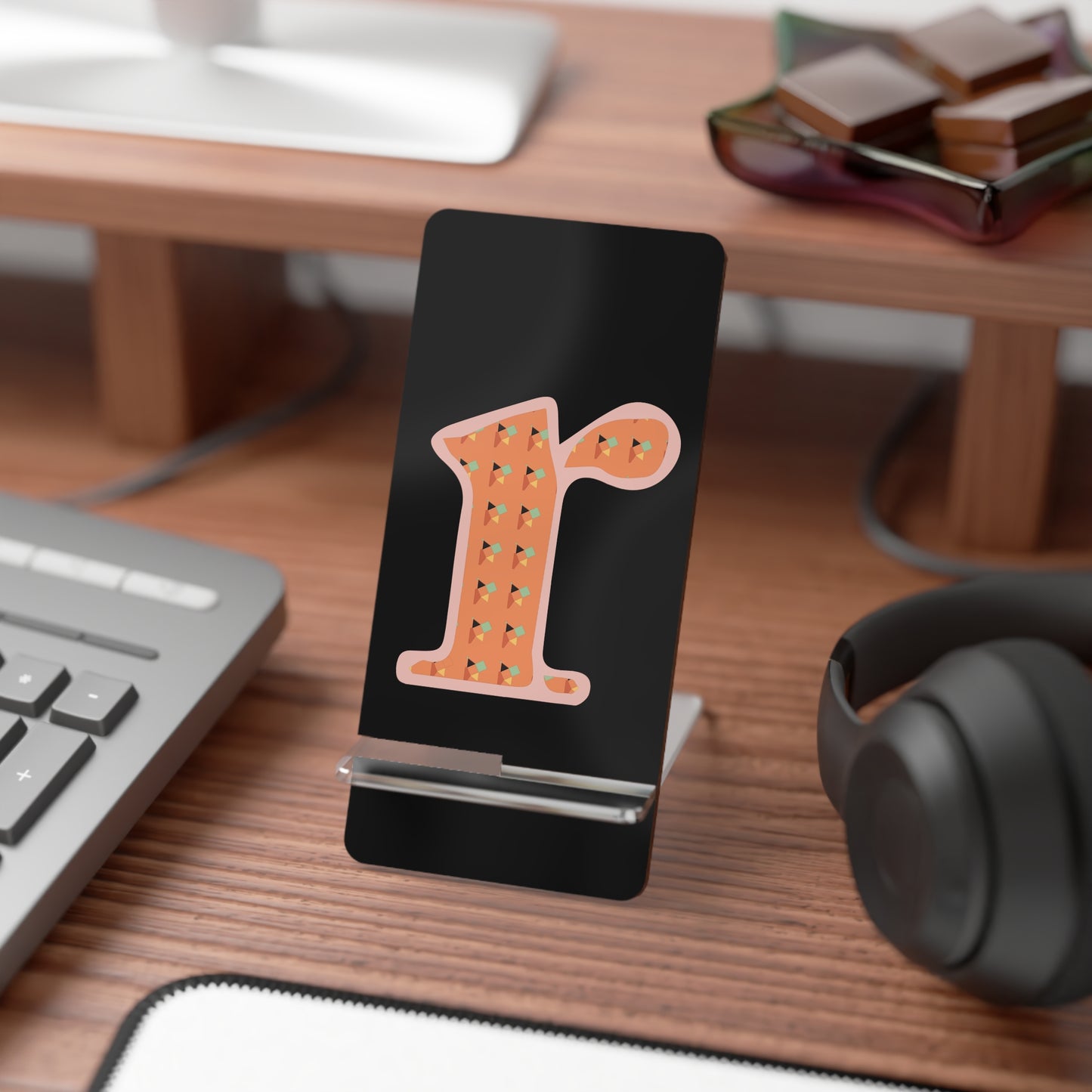 Stylish Mobile Display Stand for Smartphones, Desk Organizer, Modern Tech Accessory, Phone Holder, Gift for Tech Lovers