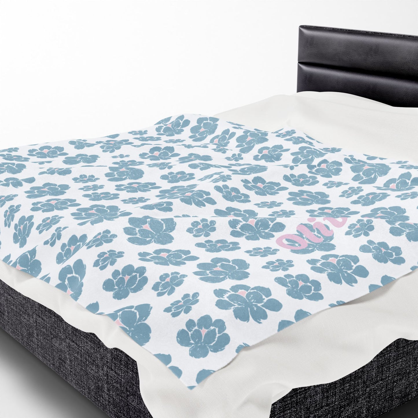 Cozy Velveteen Plush Blanket - Name - Olivia