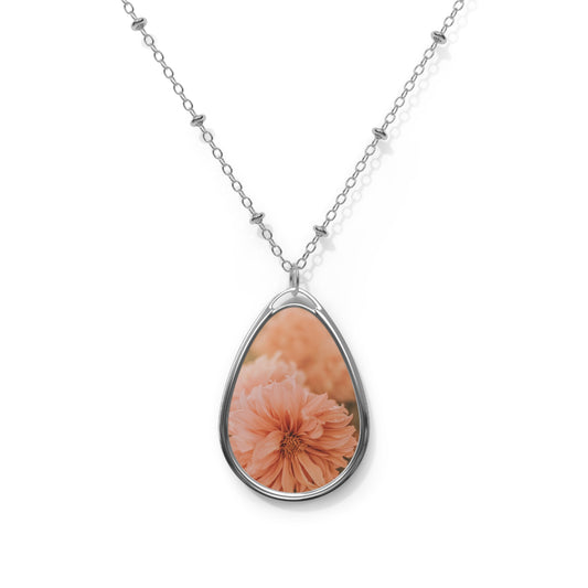 Floral Oval Necklace with Elegant Charm, Perfect Gift for Her, Nature-Inspired Jewelry, Birthday, Anniversary, Everyday Wear