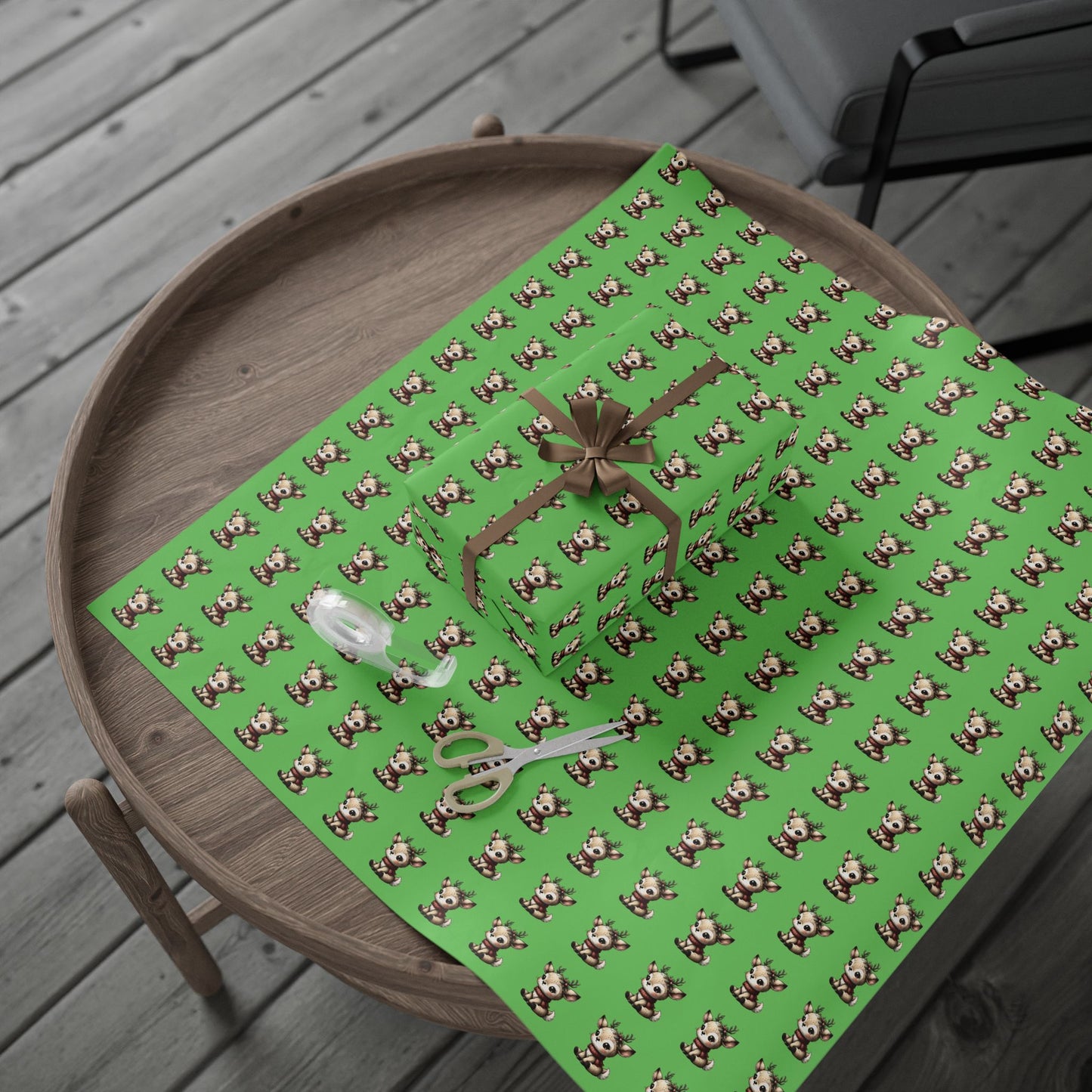 Green Reindeer Pattern Wrapping Paper — Cute Holiday Gift Wrap