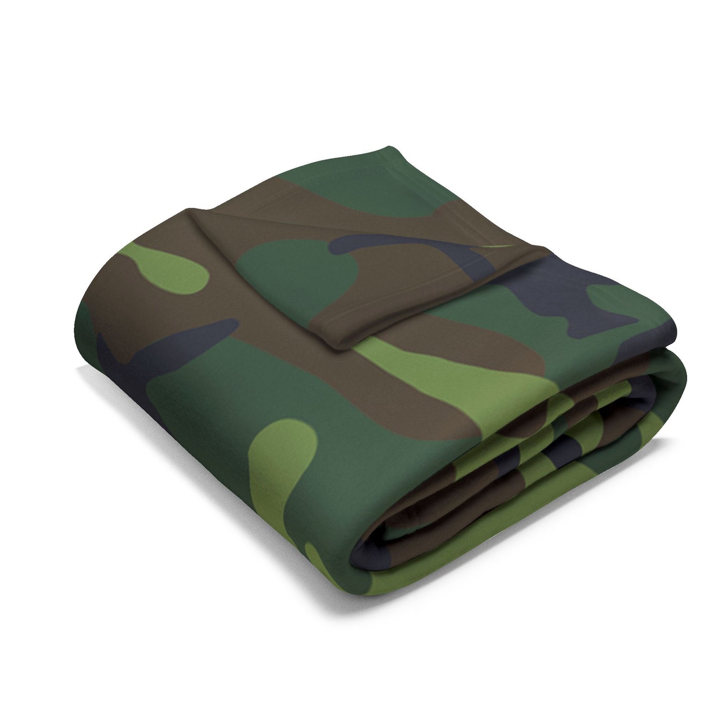 Camouflage Fleece Blanket, Cozy Decor for Outdoor Lovers, Perfect for Camping, Gifting, Military Veterans, Warm Home Accessory